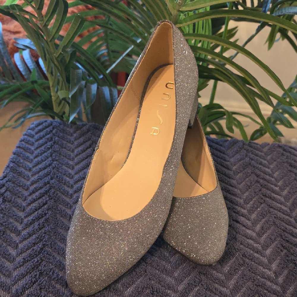 Unisa Women's Glitter Gray Flats